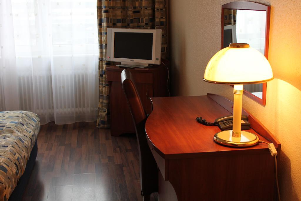 City Hotel Frankfurt Frankfurt am Main Kamer foto
